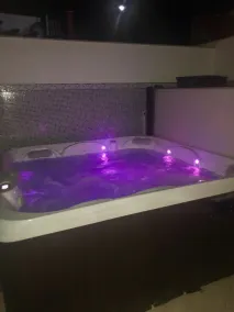Villa in Corralejo, Hot Tub ,2 bedrooms Hot tub Pools, near town, beaches,shops - Image 5