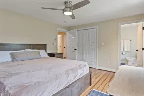 Cozy home 1mi. to beaches/shops/dining, Hot tub, big PATIO, Pvt yard, fire pit - Image 5