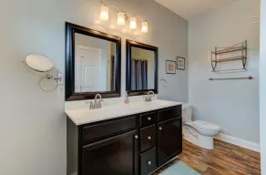 ☀️Seas the Day-Walking Distance to Beach & Restaurants☀️ - Image 4