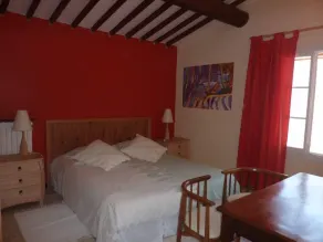 Charming character home in the hills above Aix--------------------- - Image 3