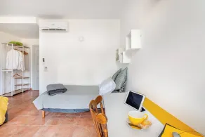 Apartment with 2 Bathrooms & Private Parking – 5 km from Assisi - Image 5