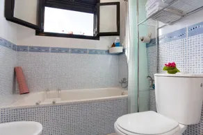 Casa de férias 'Amadeus' com piscina partilhada, terraço privado e acesso Wi-Fi - Image 5