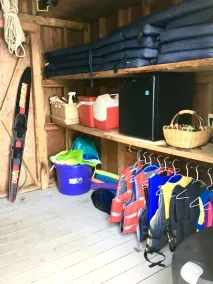 Familienfreundlich / Riesendock / No Wake Cove / Kajaks / Blick auf die Berge / Feuerstelle / Wifi / Spiele - Image 2