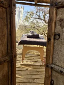 Wild Blue Lodge and Spa - Image 2