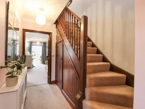 1 THE GARDENS, pet friendly, with a garden in Haughley - Image 2