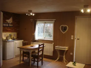 Tara, guest studio in the countryside with kitchenette - Image 2