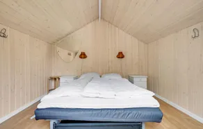 Luxurious Home In Væggerløse With Sauna - Image 5