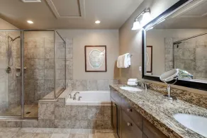 Moose Mgmt at Parks Edge 13322: Balcony w/ Grill-Pool-Hot Tub-TV-WiFi-Views - Image 5