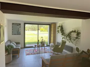 360 m2 farmhouse with swimming pool and spa set in 8000 m2 of land - Image 5