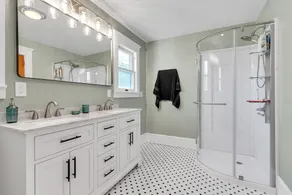 Cozy Trotter 4 Bedroom Home - Image 4