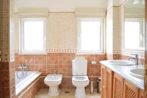 Magnifica villa con 5 camere da letto (10 letti) ad Almancil, molto vicino alle spiagge - Image 2