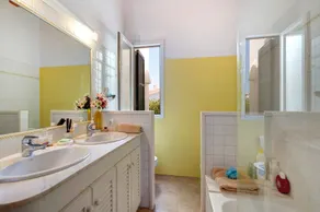 Villa Paradis by Villa Plus - Image 5