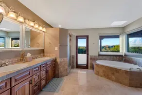 Le Winston: 5 chambres, 3 w / salles de bains privées! Très bien situé, vue sur la montagne - Image 5
