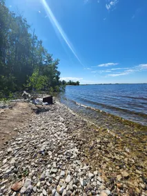 The cozy cabin… 12 minutes to Grand Beach! - Image 4