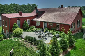 Charming 3 Bedroom 2 Bath Home in Historic Downtown Hermann, Mo. - Image 5