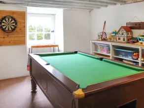 2 bedroom accommodation in Near Betws-y-Coed - Image 3
