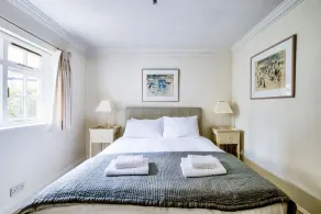 GuestReady - Peaceful 2BR near Holyrood Park - Image 5