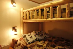 Unique Rustic Ski/Tree House - Game room, Hot tub & Sauna - Image 5