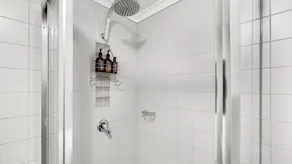 Edge One - Dog Friendly Jindabyne Holiday Apartment - Image 3