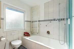 Upstairs Apartment with Private Balcony and Internet - Image 5