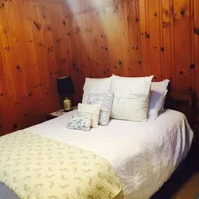 Warmes, rustikales, originales Cottage, zwei Minuten zu Fuß vom Privatstrand entfernt! - Image 3