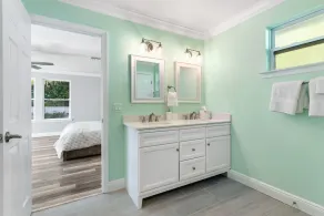 New Construction- Hot Tub - 1.3m to Beach, 2 KING Beds. - Image 5