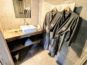 Chalet Josaly Jacuzzi /sauna  - Image 4