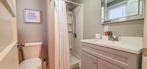Cozy Studio Cottage - Walk to Downtown West Jefferson, Fire Pit & Fast WiFi - Image 2