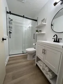 Fully updated 1 bedroom Oceanfront luxury Condo that sleeps 6 - Image 3