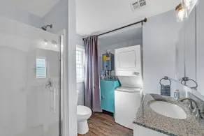 Charming 2-br Home, 4 Blocks To The Boardwalk 2 Bedroom Home - Image 4