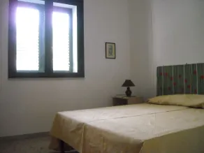 Villa Polimnia für 8 Personen. Es gibt 4 Schlafzimmer, zwei Badezimmer. - Image 3