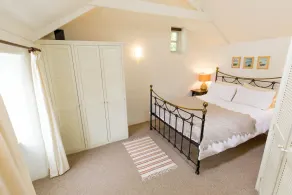 Spacious converted barn on a real Cornish lane, near Hayle and St. Ives - Image 4