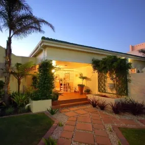 Anchorage Guesthouse - Image 3
