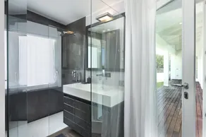 Modern Luxury Villa in Sardinia, Right on the Beach - Image 2