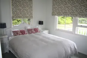 Quiet & Private Location, Convenient to Town Amenities - Image 4