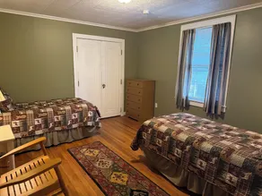 Tall pine house - Image 4
