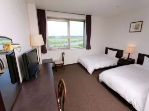Clear View Golf Club And Hotel - Image 3