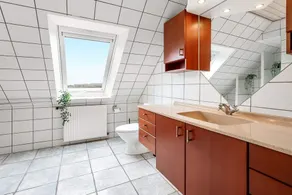 Holiday home for 22 guests - Image 5