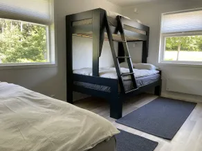 Privat gård med 42 bäddplatser vid badsjö mitt i naturen utanför Göteborg - Image 4