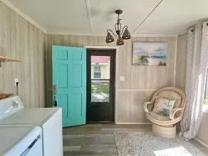 Water Front Cottage - Image 2