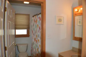 Townhome in the outskirts off the movers and shakers - Image 3