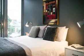 Maison de designer de luxe, emplacement et parking parfaits - Image 4