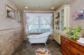 VILLA  ESCONDIDO stunning one of a kind luxury suite with views and a pool - Image 3