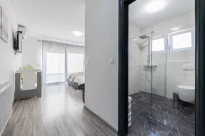 Villa Gabriel mit beheiztem Pool, Whirlpool, Sauna, Kinderspielplatz, WIFI, privatem Parkplatz, tierfreundlich - Image 3