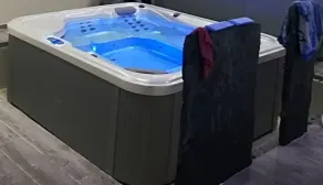 Ancienne écurie rénovée avec goût, Piscine intérieur chauffée  et jacuzzi - Image 2