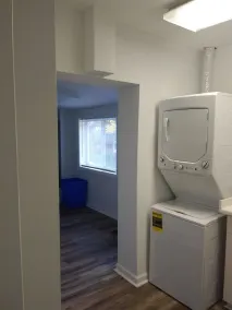 Sunlight floor apartment with parking near Washington DC - Image 3