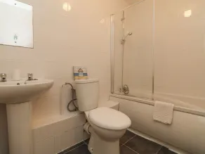 VALLEY LODGE 44, pet friendly, country holiday cottage in Callington - Image 3