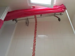 Älska 2 säng lägenhet.  4 sovplatser med wifi, satellit-TV och pool. - Image 2