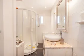Maison avec piscine en Catalogne - Image 3