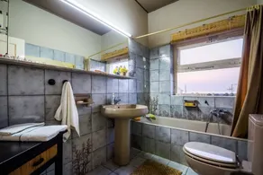 Beachfront Paradise Retreat - Image 3